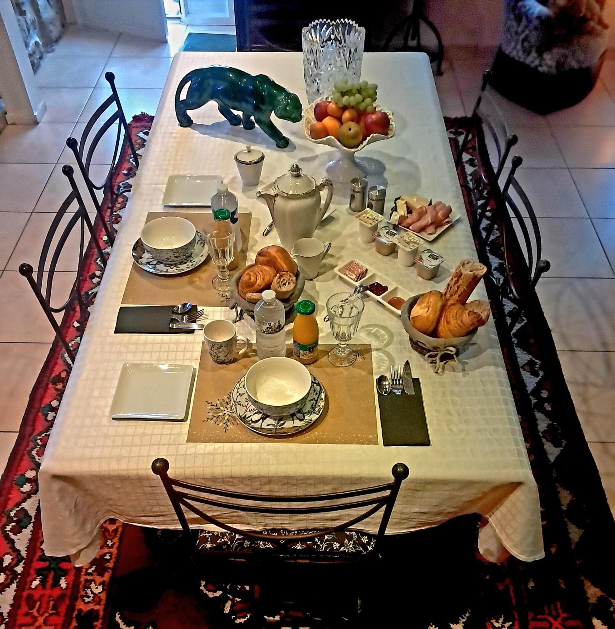 Chambre D'Hotes Avec Petit Dejeuner Compris A Megrit Exterior photo